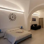 Villadoro House